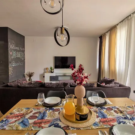 Modern Oasis Private Parking Apartament *