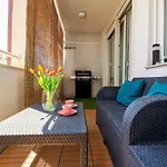 Modern Oasis Private Parking Daire Split