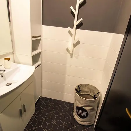 Modern Oasis Private Parking Apartamento Split