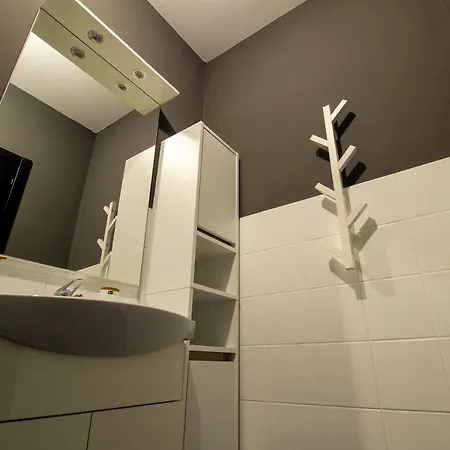 Modern Oasis Private Parking Apartamento