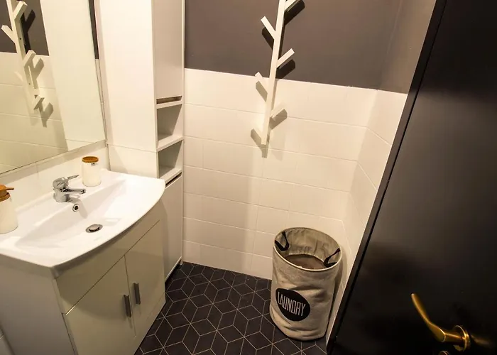 Modern Oasis Private Parking Apartamento Split