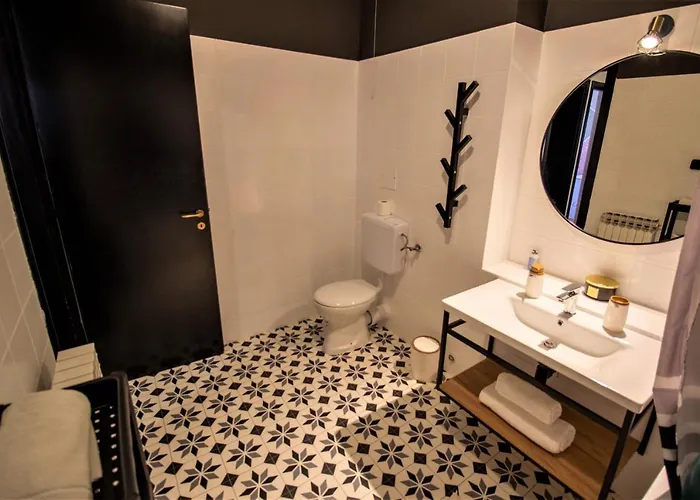 Modern Oasis Private Parking Apartamento Split