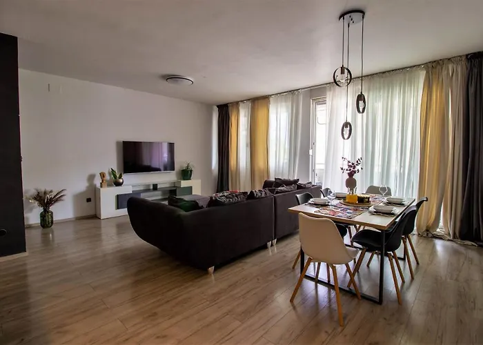 Modern Oasis Private Parking Apartamento