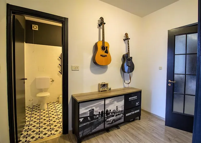 Апартаменты Modern Oasis Private Parking *